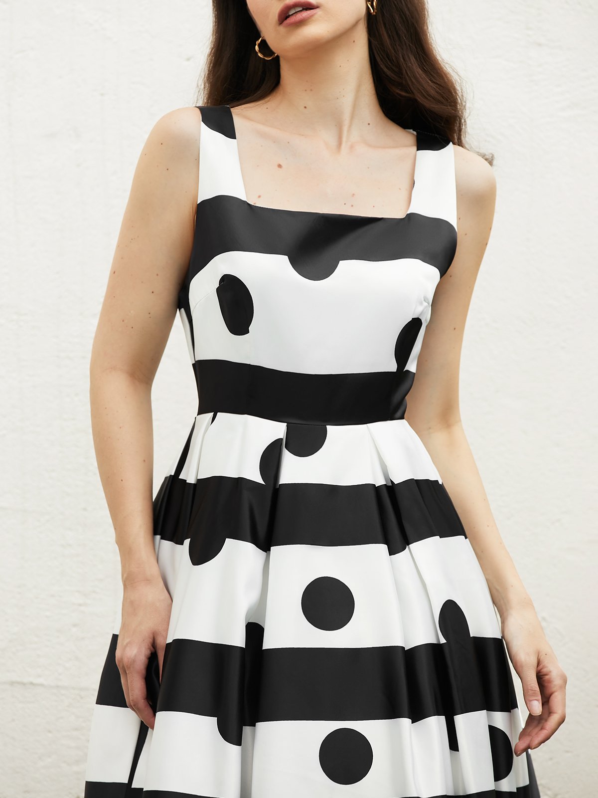 Polka Dots Sleeveless Square Neck Regular Fit Elegant Midi Party Dress