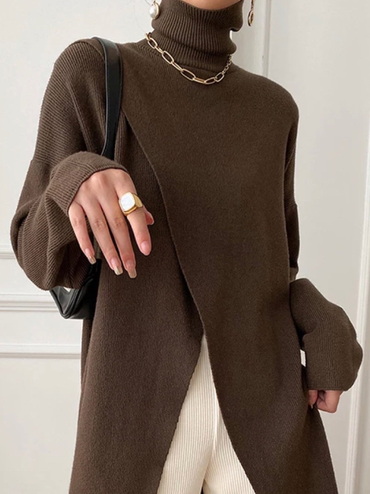 Plain Urban Turtleneck Split Asymmetrical   Sweater