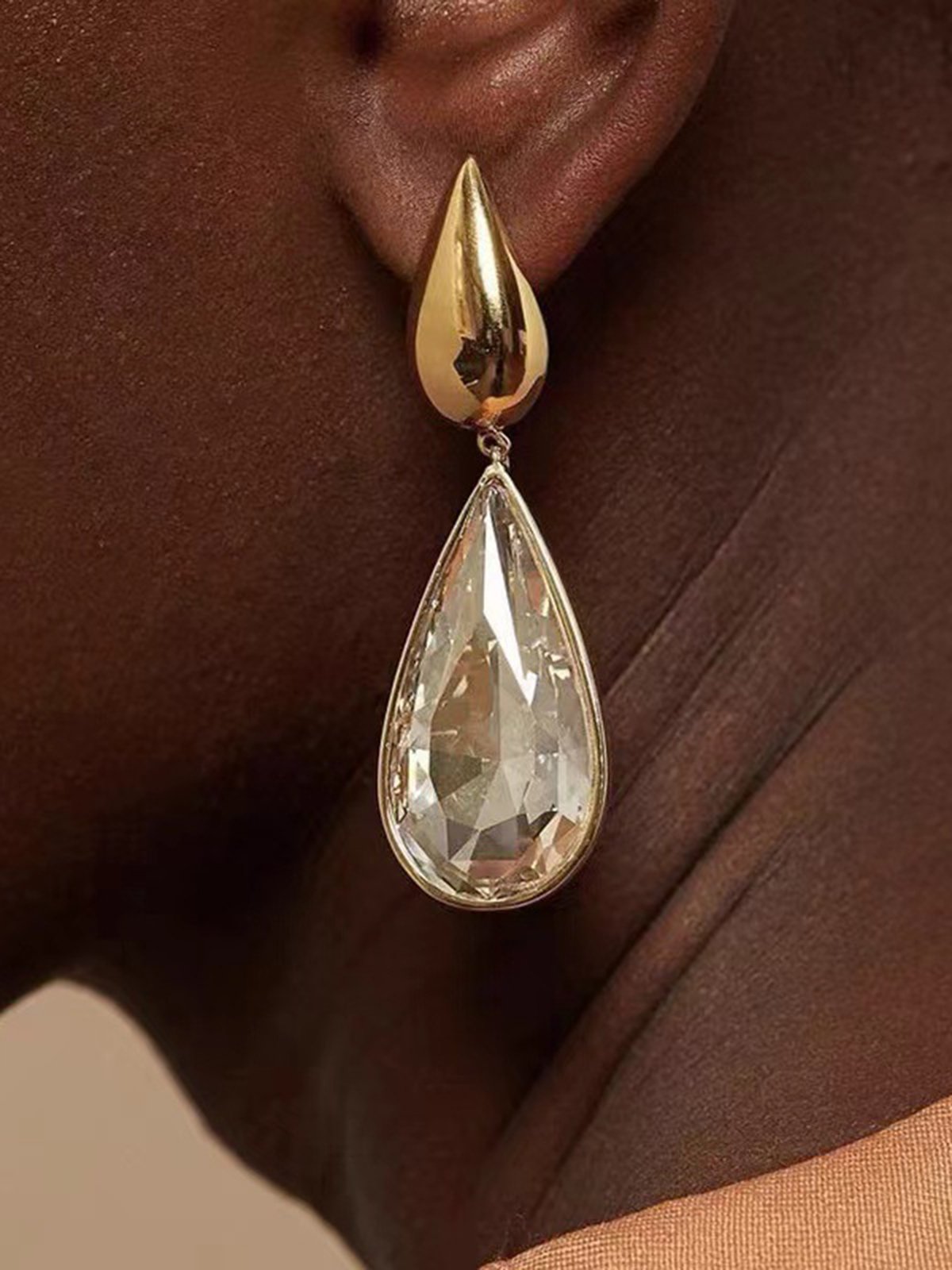 Drop-shaped Crystal Dangle Earrings