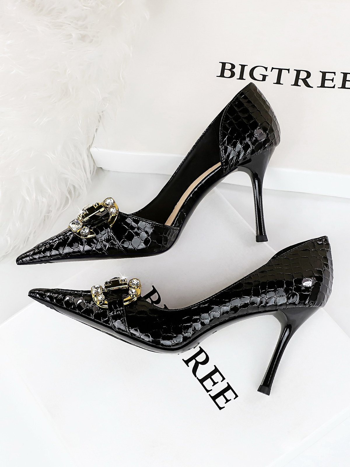 Rhinestone Metal Decor Embossed Side Cut Stiletto Heel  Pumps